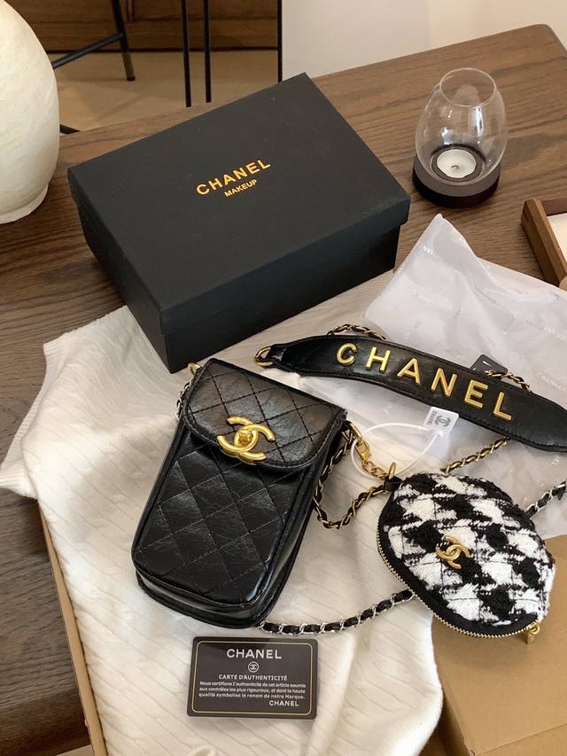 chanel 香奈儿中古子母手机包 销量王必入款 酷酷的风格超耐看 百搭不挑人 单肩 斜挎 流浪多种背法 拯救衣柜必备 油蜡皮好高级