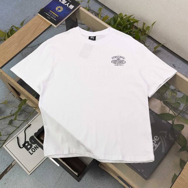 上新 款号 Bm194 高版本 2025新款Stussy斯图西皇冠字母图案Logo印花休闲情侣宽松短袖T恤 经典永远不会过时 人手必备款 260G纯棉精梳棉不起