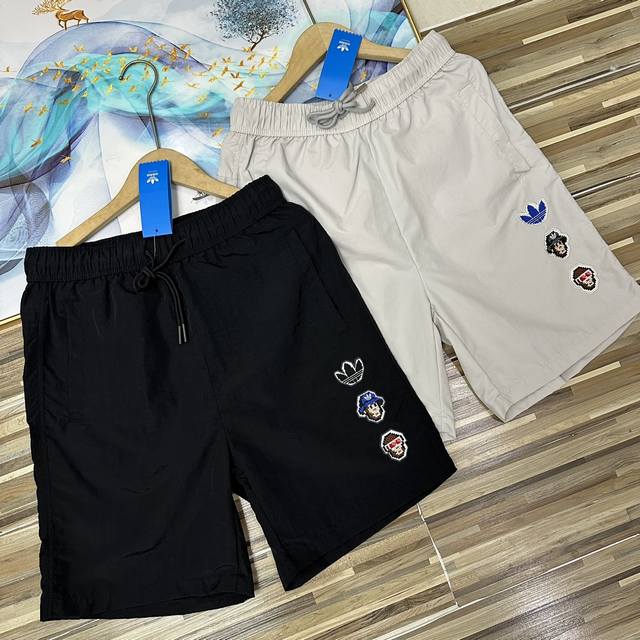 上新 逼格满满 三叶草阿迪达斯Adidas万针刺绣Logo手感超舒服 牛奶般丝滑 清爽凉凉上身就降温的神裤 休闲裤 阿迪夏季户外男士运动短裤 情侣款男女同款宽松