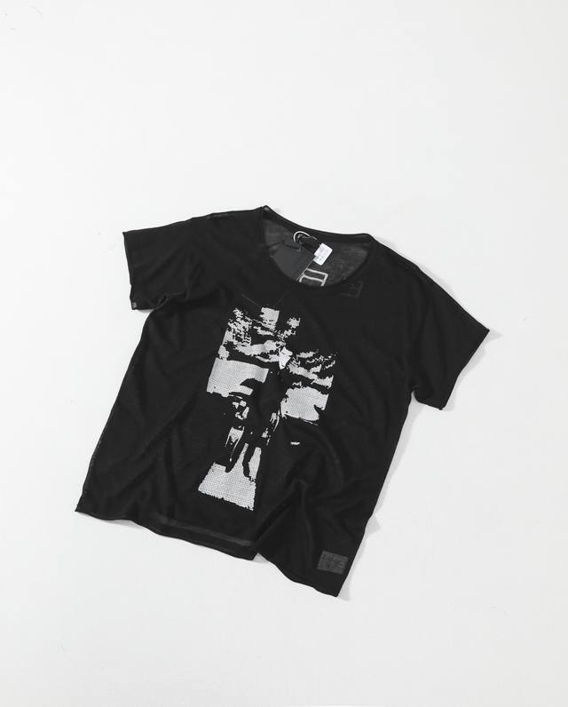 Enfants Riches Deprimes 25Ss最新人像插画印花冰丝针织轻奢高街时尚短袖 情侣款 范丞丞同款好货来袭 原版定制真冰丝针织面料 冰凉速干