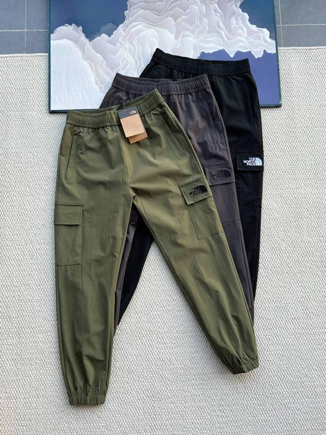 Thenorthface 2025春季北面立体剪裁基础口袋梭织速干工装裤 采用原版定制特定梭织面料 这款裤子 售价能控制在这个 真的很不可思议了面料是全进口的日