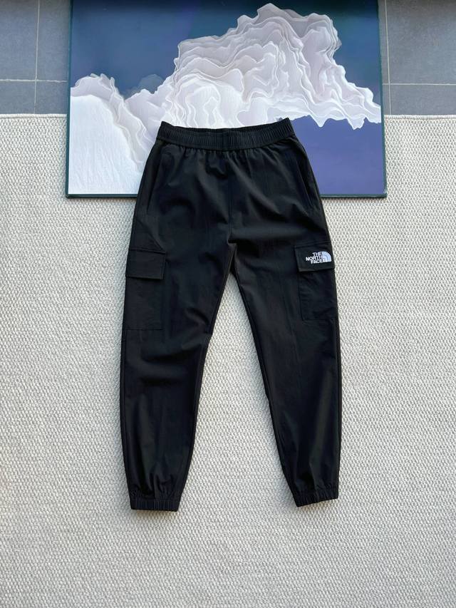 Thenorthface 2025夏季北面立体剪裁基础口袋速梭织速干工装裤 采用原版定制特定梭织面料 这款裤子 售价能控制在这个 真的很不可思议了面料是全进口的