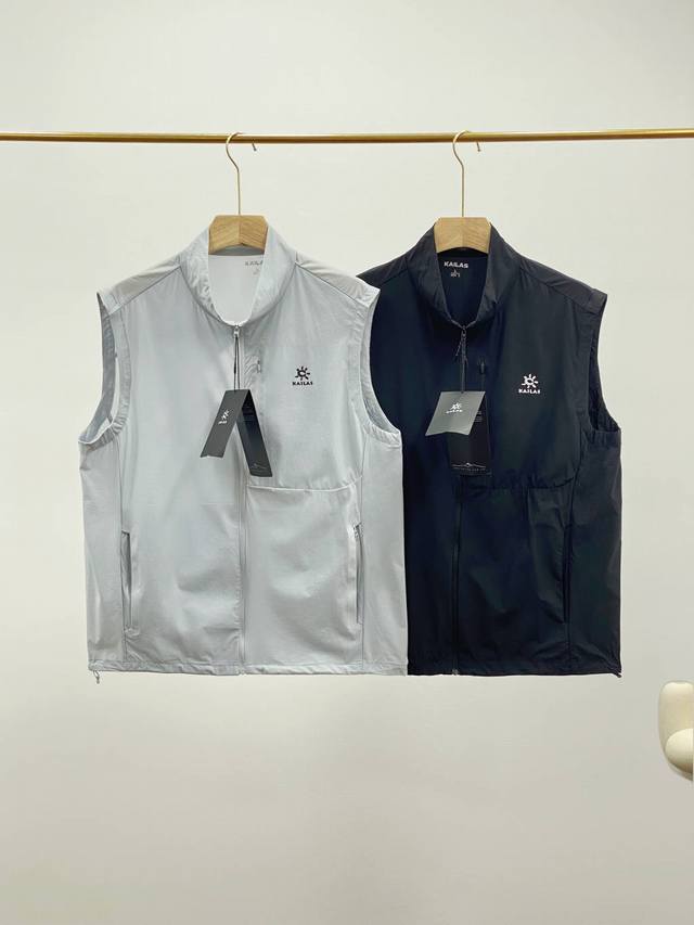供 凯乐石 Kailas*25年夏季新品情侣款户外运动休闲速干马甲 款式经典 简洁 百搭 是春秋夏秋三季叠穿搭配的利器 当下出门 T恤外面套上它 让你的造型更加