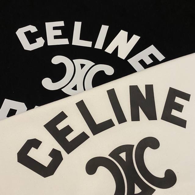 celine 赛琳 新款凯旋门字母印花情侣款圆领短袖 穿上就是舒适自在 减龄又显瘦的存在 慵懒而随性 结合干净简单的色系就特别耐看 适合日常穿着 复古标识 显得