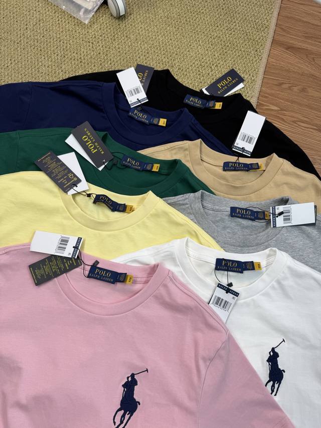细节图# 顶级品质 拉夫劳伦Ralph Lauren经典刺绣大马标圆领基础短袖 这两年拉夫劳伦风好大 审美真的有大大提高大马刺绣点缀就很好看 搭配短裤和阔腿裤无