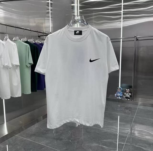 nike联名斯图西系列 专柜款复古情侣 印花短袖T落肩袖 重磅280G精梳棉材质 透气舒适 版型宽松 进口外贸级专柜印花 随意搓洗不褪色不变形 情侣款 男女同款