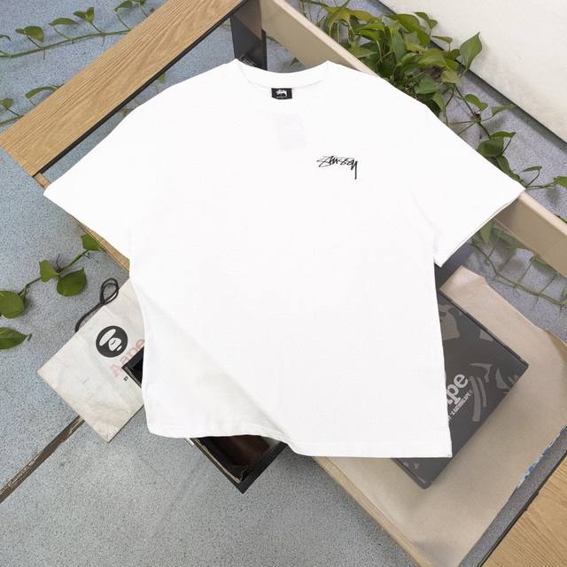 上新 款号 Bm148 2025新款Stussy斯图西红宝石水晶图案字母Logo印花休闲情侣宽松短袖T恤 经典永远不会过时 人手必备款 250G纯棉精梳棉不起球