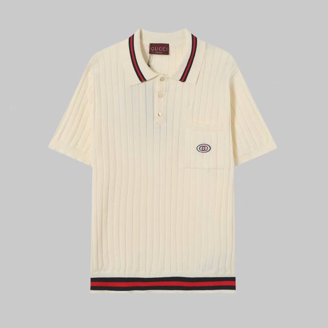 高品质 gucci 古驰经典条纹小标针织polo短袖 高端品质 三标齐全 舒适透气 经典简约 精致时尚 细节呈现高端品质 男女同款 颜色:黑色 杏色 码数:Xs