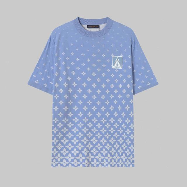 高品质 lv路易威登新款满印Logo针织圆领短袖 高端品质 三标齐全 舒适透气 经典简约 精致时尚 细节呈现高端品质 男女同款 颜色:图片色 码数:Xs-L
