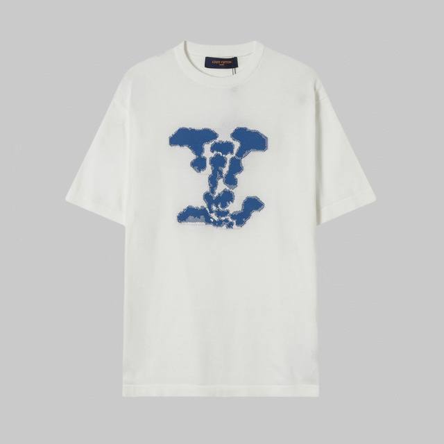 高品质 lv路易威登毛织提花大Logo针织短袖 高端品质 三标齐全 舒适透气 经典简约 精致时尚 细节呈现高端品质 男女同款 颜色:黑色 白色 蓝色 码数:Xs