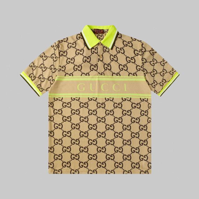 高品质 这款单品出自Gucci Lido系列 设计灵感源自意大利海岸的夏日风情和海滩俱乐部 Gg图案搭配别出心裁的色彩和面料组合 惊喜呈献早秋系列单品 这款聚酯