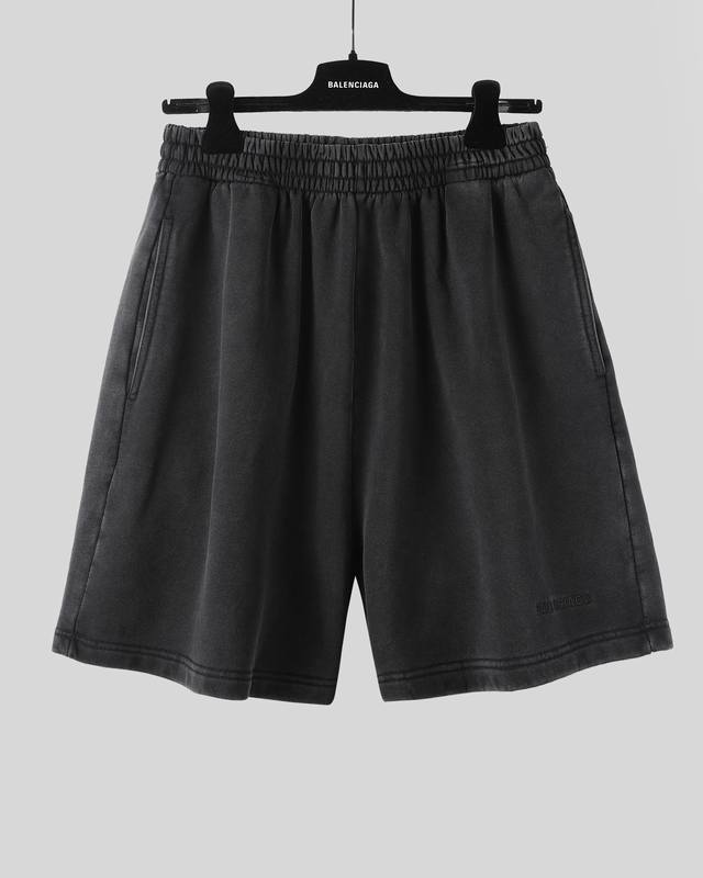 balenciaga 25Ss 洗水刺绣短裤 市面最高版本 原版开发定织480G面料 高度还原 洗水处理 手感厚重 质感区别市场货 size Xs S M L
