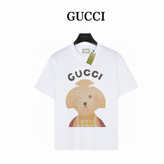 gucci 小辫狗字母 短袖T恤 款号:Gg07 白色 240克重磅小落肩100%棉T恤 Os版型 宽松有型好搭配 采用精梳紧密赛络工艺 面料更耐磨 袖口以及下