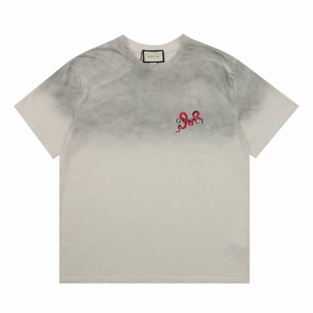 gucci 古驰 水洗蛇年限定印花圆领T恤 size S-L
