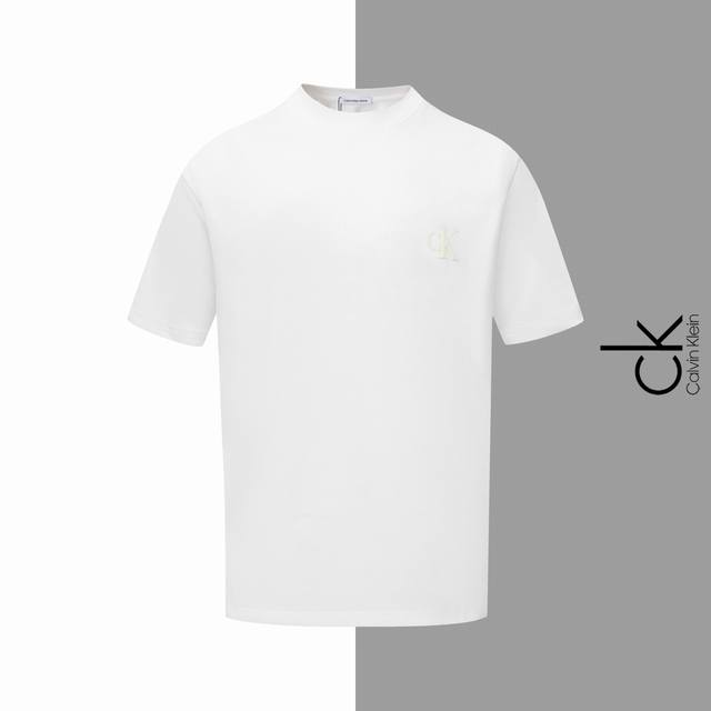 款号#Z72 ck限定字母小标发泡圆领短袖 calvinklein官网一致款式 面料 32支双纱280克纯棉面料 同缸同色织染螺纹 颜色一致 工艺 进口机器发泡