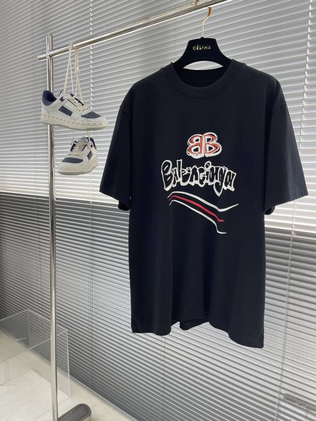 Balenciaga * 巴黎世家* Ss春夏最新款圆领时尚短袖T恤 重克纯棉双纱纯棉面料 贴肤舒适 耐看又好穿 经典简约Logo设计 原厂工艺一丝不苟 休闲百