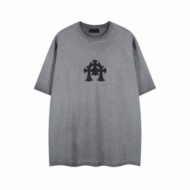 白底细节图 款号 9065-高端品质 25夏季最新款Choicehearts十字架双层硅胶烫钻短袖 面料 280G双纱纯棉 颜色 水洗灰 尺码 S-Xl