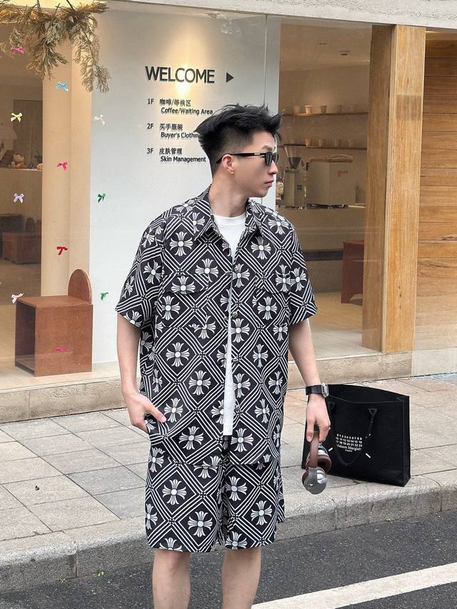 上衣 短裤80 款号 71-高端品质Choice Hearts冰丝棉沙滩满印短袖衬衫短裤套装 颜色 黑 尺码 S-Xl