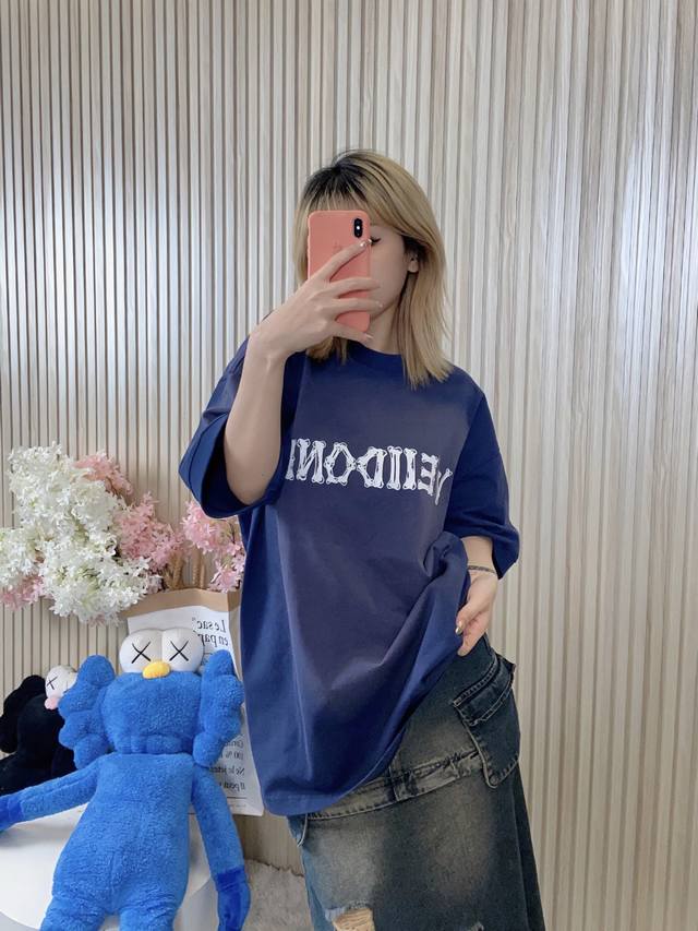 w114# we11Done官网24Ss渐变扎染骨骼感Logo字母印花圆领短袖T恤 购入原版1 1打版起样 面料采用26支320克双纱精梳棉面料 颜色 黑色 蓝