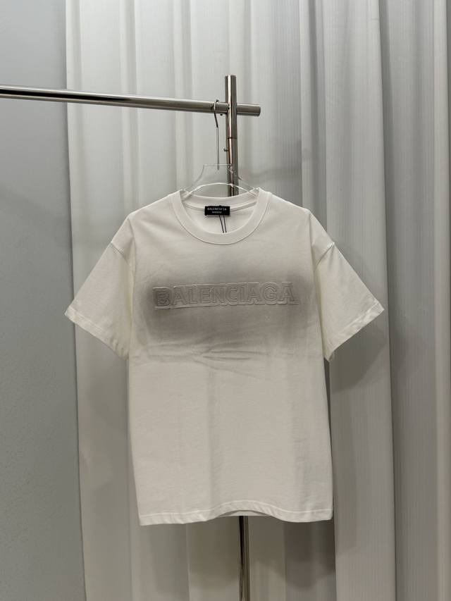 Balenciaga巴黎世家贴布字母刺绣做旧大Logo经典款男女情侣同款短袖T恤 原版面料 官方同款 定制310克同缸染面料 手感非常舒服 春夏最新砖柜同步 时