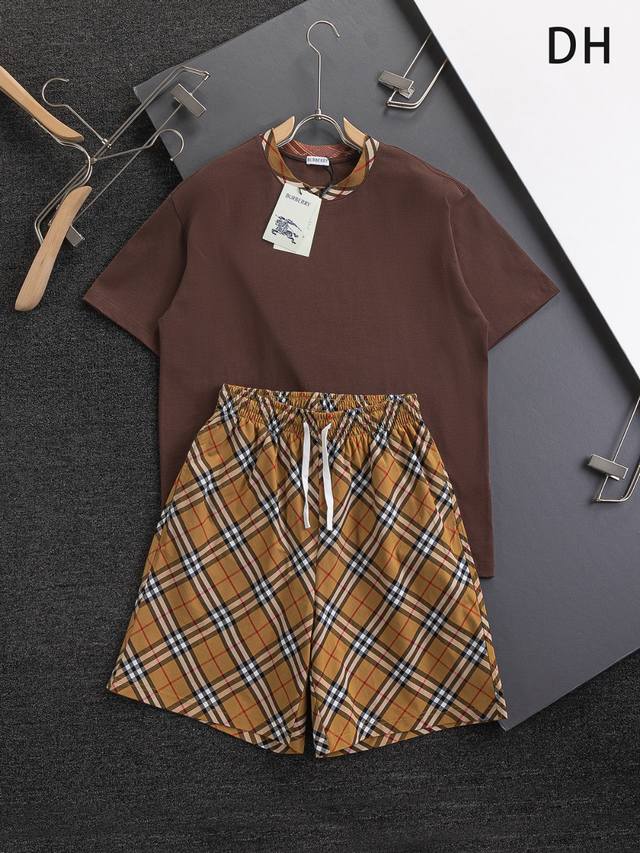 Burberry Bbr 巴宝莉 博柏利 战马 微宽版型S-Xl 套装 上衣随意搭配 bbr 25Ss专柜同步上架 经典款 领口格纹条+ 斜格纹休闲沙滩短裤 后