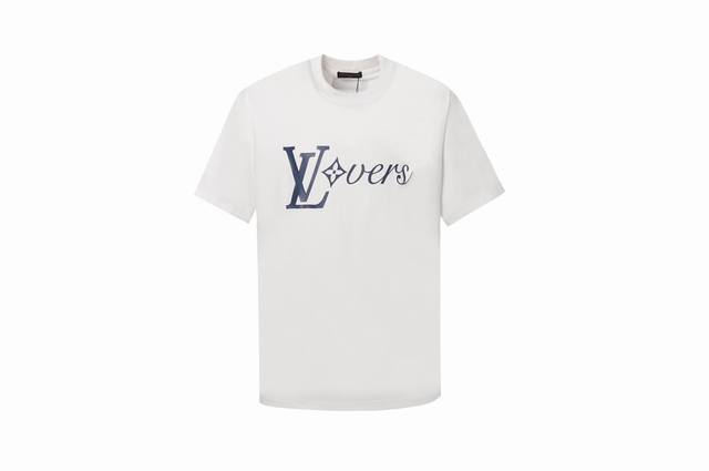 2406款 新款 高品质 Lv 路易威登23Ss 城堡字母短袖 进口印花手感光滑 定制245克面料采用纯棉双纱面料 上身效果宽松休闲 三标齐全 男女同款 码数: