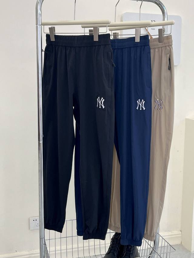 Hsyc-31988 mlb新款梭织长裤 男女同款~ 四面微弹面料 夏季上身也不会闷热 好穿舒适更有范儿 男女均可驾驭 简约时髦的配色设计每次都能把经典款玩出不