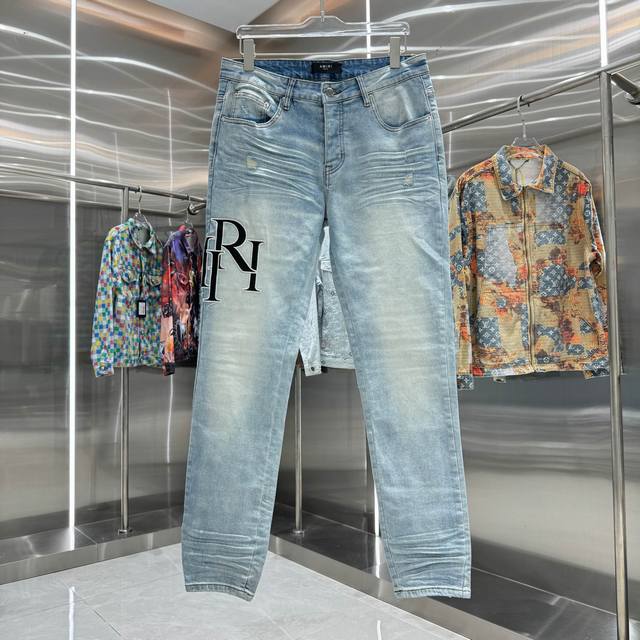 Amiri 字母刺绣工艺街头潮流修身小脚弹力牛仔裤 颜色 蓝色 码数 30 32 34 36 38