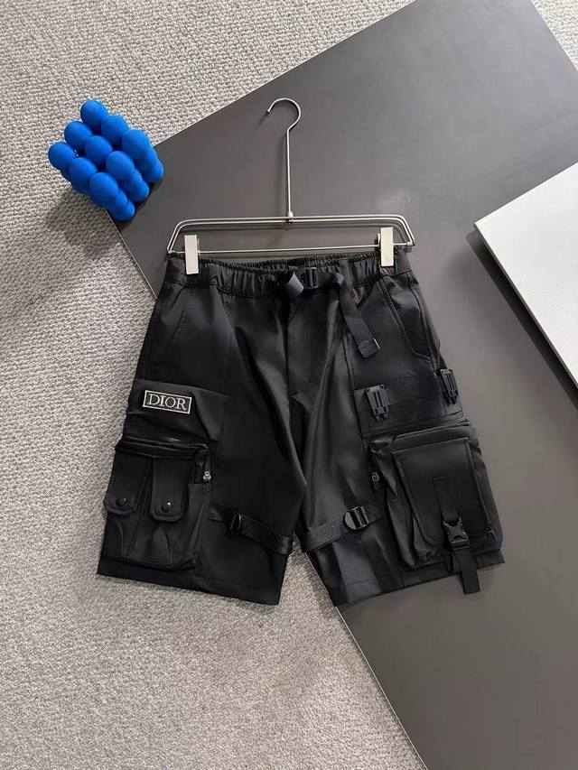 隔天出货 Dior 迪奥 重工设计机能工装2025年男夏季多口袋伞兵裤宽松运动五分裤潮牌中裤 码数M-3Xl
