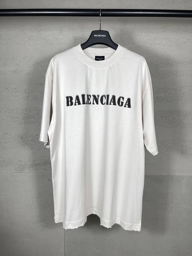 实拍图 顶级版本.官网品质 Balenci*Ga 巴黎. 新款字母Logo印花短袖T恤 砖柜同步.第一时间正品研制 欢印对比 面料采用巴黎Zp定织定染全棉双纱