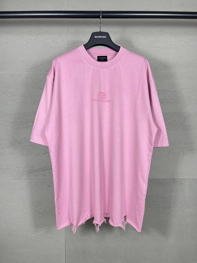 实拍图 顶级版本.官网品质 Balenci*Ga 巴黎Balenci*Ga#新款 经典Logo刺绣水磨烂破坏做旧短袖T恤.经跟是砖柜同步 做旧磨烂Zp一致 欢迎