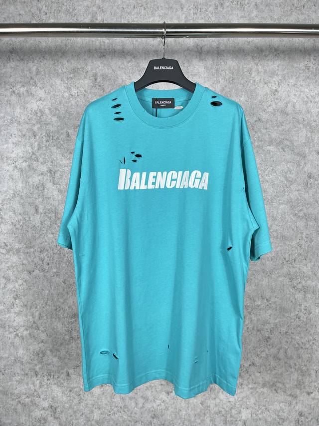 实拍图 顶级版本.官网品质 Balenci*Ga 巴黎.经典字母Logo印花成衣水洗做旧破洞割烂短袖T恤.砖柜同步.面料采用巴黎Zp定织定染全棉双纱紧密棉.克重