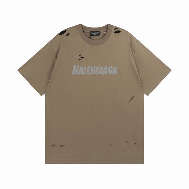 细节图 顶级版本.官网品质 Balenci*Ga 巴黎.经典字母Logo印花成衣水洗做旧破洞割烂短袖T恤.砖柜同步.面料采用巴黎Zp定织定染全棉双纱紧密棉.克重