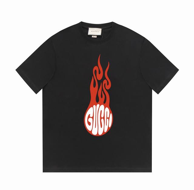 gucci古驰24Ss早春系列 G家火焰标识Logo -采用双纱纯棉250G 面料颜色定制定染 不缩水不退色 手感舒服 质感超强全套辅料.潮男潮女必备经典落肩微