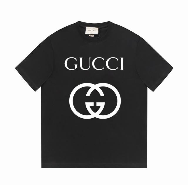 gucci经典系列 古驰饰互扣式双G廓形短袖T恤 -采用双纱纯棉250G 面料颜色定制定染 不缩水不退色 手感舒服 质感超强全套原版辅料 芯片细节到位 潮男潮女