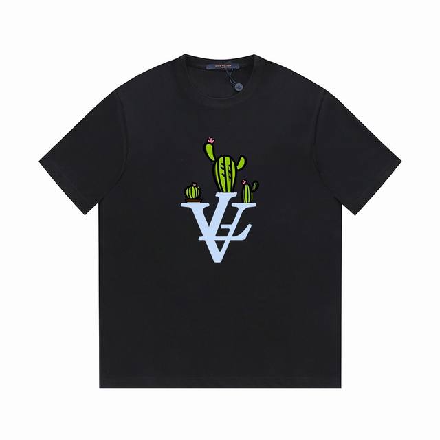 Lv24春夏系列 Louis Vuitton仙人掌英文字母Logo -采用双纱纯棉250G 还原Lv经典反袖做法 三标齐全 面料颜色定制定染 不缩水不退色 手感