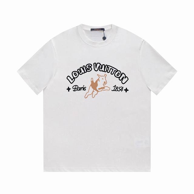 Lv24春夏系列 Louis Vuitton官网小狗涂鸦标识字母款 -采用双纱纯棉250G 还原Lv经典反袖做法 三标齐全 面料颜色定制定染 不缩水不退色 手感