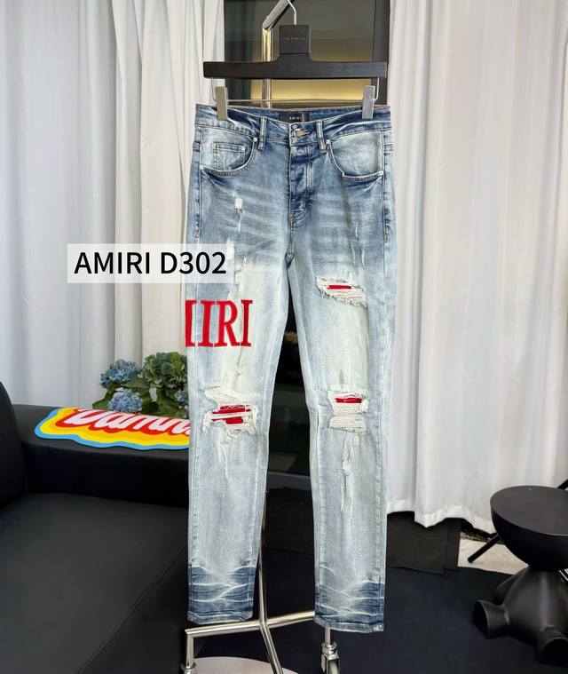 款号 D302 非市通货出口订单Amiri贴布撞色补丁破洞高街修身牛仔裤 amiri音译为埃米尔 是创始人的名字 Amiri的创始人Mike Amiri从小就在