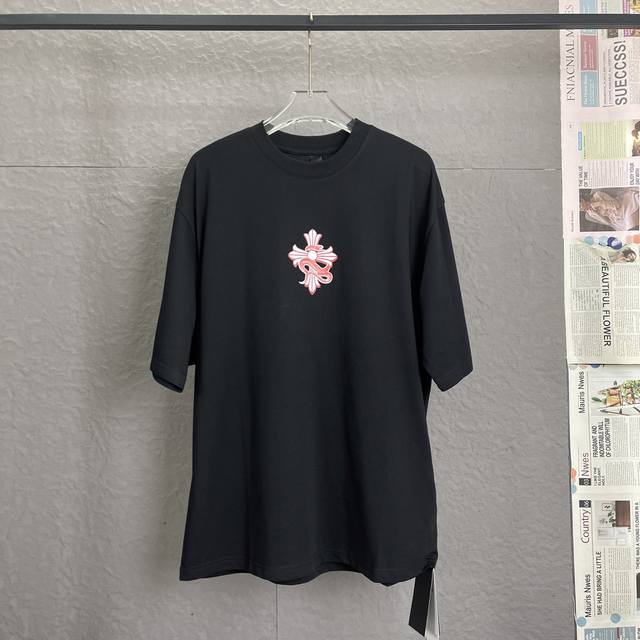 B53 chrome Hearte 克罗心Ch 25Ss迈阿密限定梵文印花T恤短袖 轻奢主义男女日常通勤穿搭必备单品正确版本欢迎对比详细特征 280克100%纯