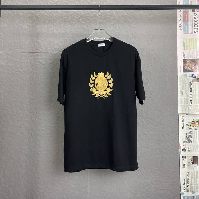 B42 burberry 巴宝莉 280克圆领短袖T恤 金叶微标 进口绣花机器特殊金线刺绣 官方同步 1:1原版开模 时尚个性 百搭潮流 纯原品质 百搭款 吊牌