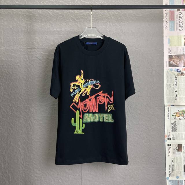 A95 louis Vuitton路易威登Lv 采用300足克面料 25新款 重工马戏团彩钻 宽松版型 男女同款短袖 独家专供新款原单休闲短袖 高端定制 高版本