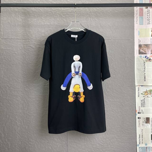 A82 loewe罗意威 采用300足克面料 25新款 小人印花 后背刺绣 宽松版型 男女同款短袖 独家专供新款原单休闲短袖 高端定制 高版本 时尚百搭爆款 进