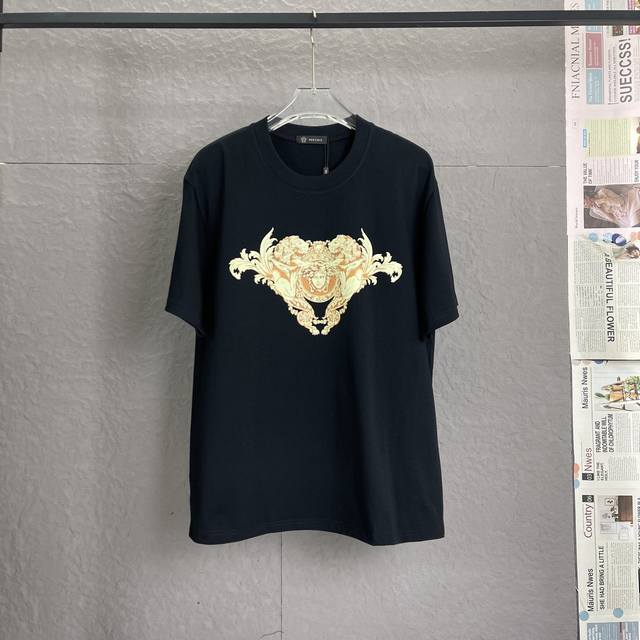 C29 versace 范思哲 300高克重 高端印花工艺 独家专供新款原单男士休闲短袖 高端定制 高版本 时尚百搭爆款 进口面料 手感超柔软细腻 穿着亲肤舒适