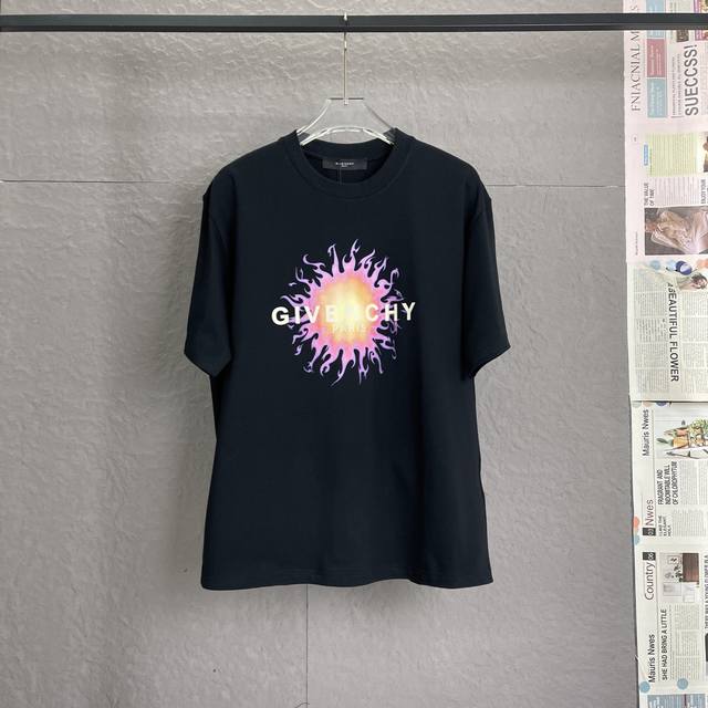 C27 givenchy 纪梵希 300高克重 高端印花工艺 独家专供新款原单男士休闲短袖 高端定制 高版本 时尚百搭爆款 进口面料 手感超柔软细腻 穿着亲肤舒