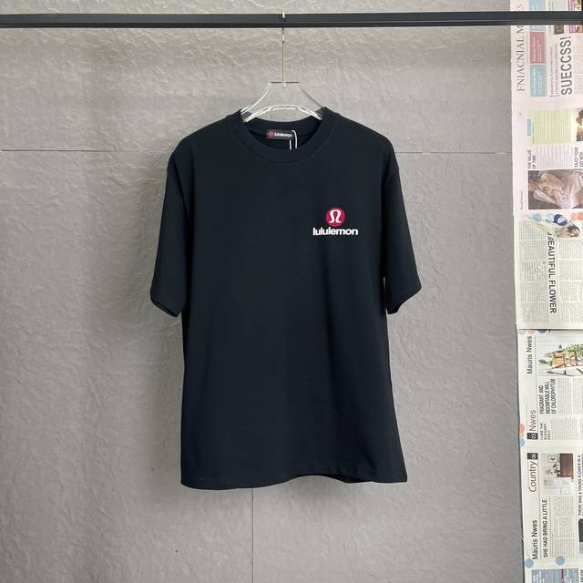 C26 lululemon露露乐蒙 300高克重 高端绒面发泡立体胶工艺 独家专供新款原单男士休闲短袖 高端定制 高版本 时尚百搭爆款 进口面料 手感超柔软细腻