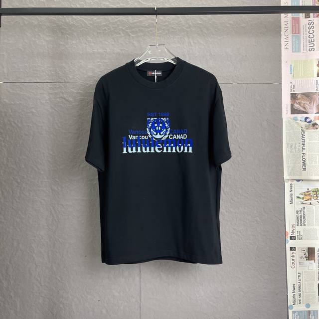 C24 lululemon露露乐蒙 300高克重 高端绒面发泡工艺 独家专供新款原单男士休闲短袖 高端定制 高版本 时尚百搭爆款 进口面料 手感超柔软细腻 穿着
