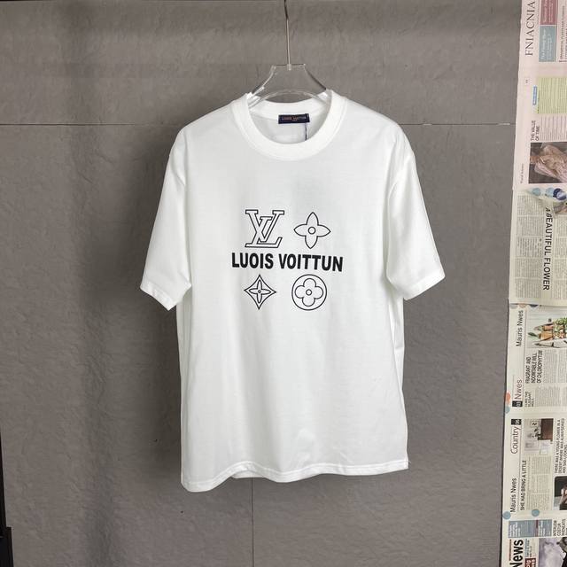 C06 lv 路易25Ss 300克重早春新款立体胶字母Logo印花短袖轻奢主义 男女日常通勤穿搭必备单品正确版本欢迎对比详细特征 100%纯棉双纱汗布面料 同