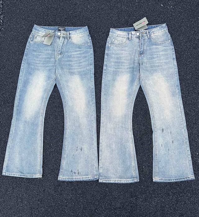 款号213 Balenciaga 巴黎世家牛仔裤 男女同款 海外限量款纯色工装牛仔裤 简约大方日常通勤首选 辨识度更高 宽松廓型 男女都可驾驭 重度洗水 质感非
