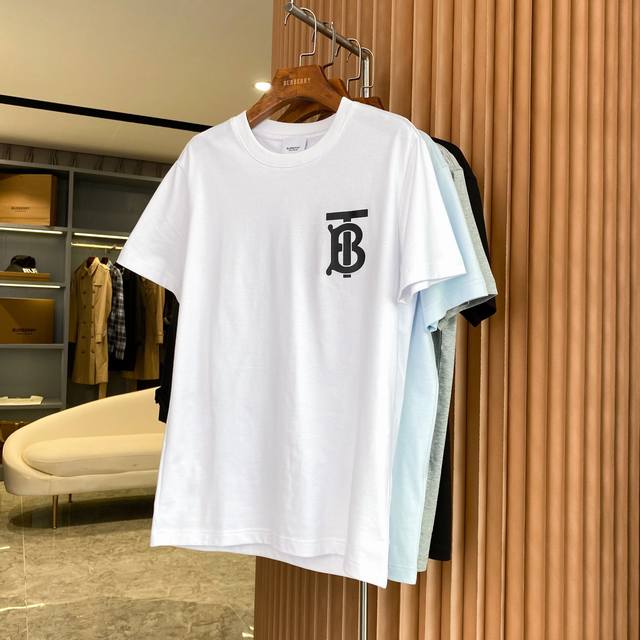 bbr 巴宝莉 专属Tb标识图案棉质宽松 短袖T 恤衫 bur欧美私单渠道 同步官网发布 柜台4,500 售价 高端超奢宽松款打造 男女同款 欧美私单渠道 此款