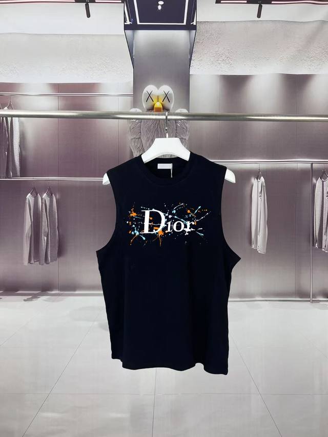 dior*迪奥 2025夏季彩色涂鸦Cd字母Logo图案印花 坎肩汗背心 运动健身 简约风 走秀款 圆领无袖T恤衫 宽松版型 男女同款 上身效果很赞 透气 颜色
